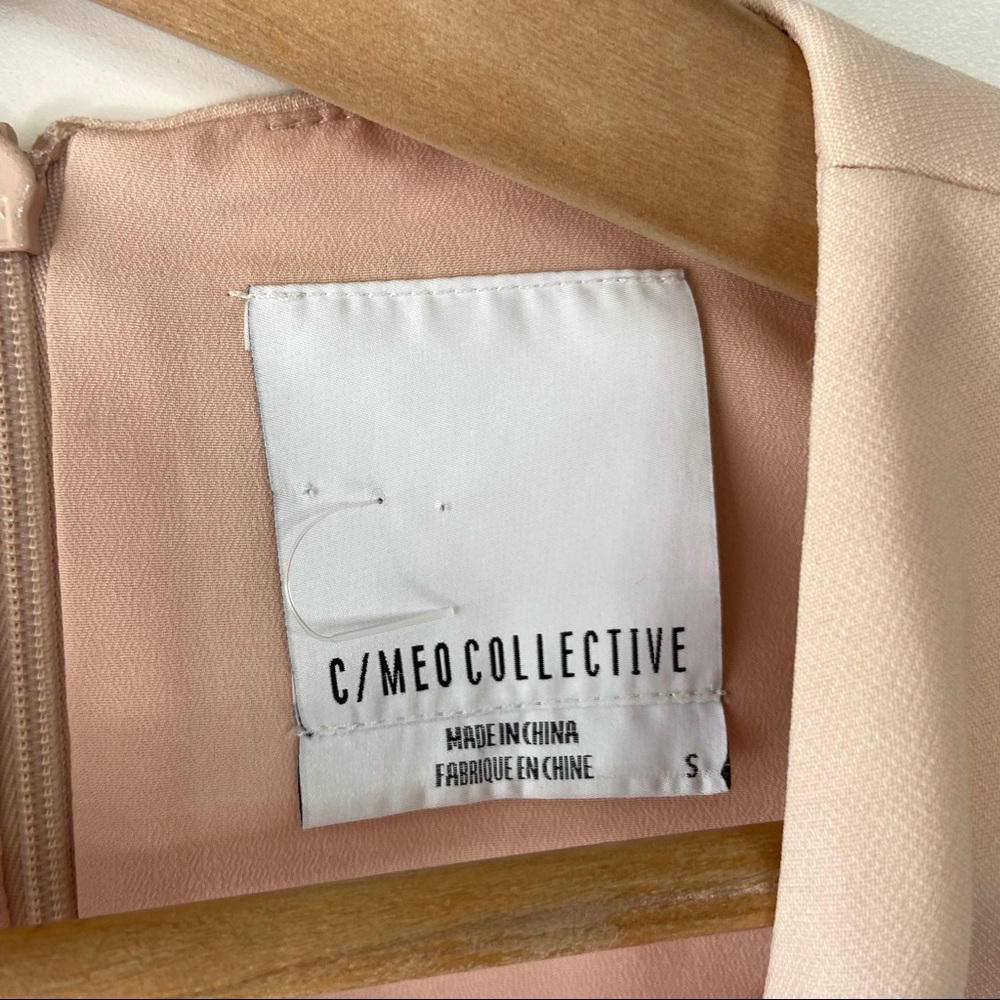 C/MEO Collective sleeveless hi-lo peplum blouse - Picture 2 of 5